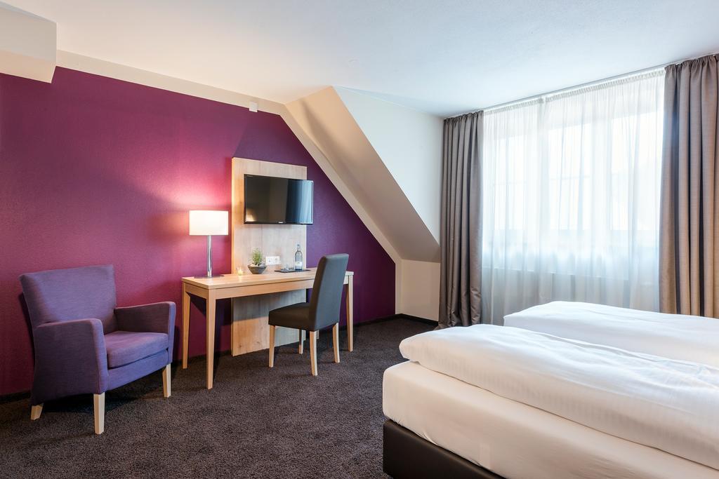 Die Post Hotel Bad Grönenbach Стая снимка